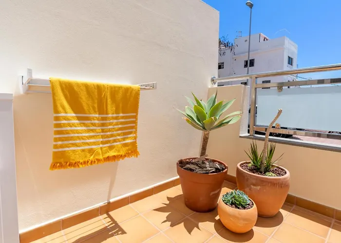 Hidalgos Hideaway - La Caleta * Costa Adeje (Tenerife)