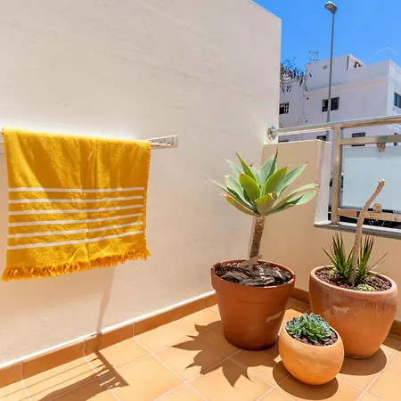 Hidalgos Hideaway - La Caleta * 아데제